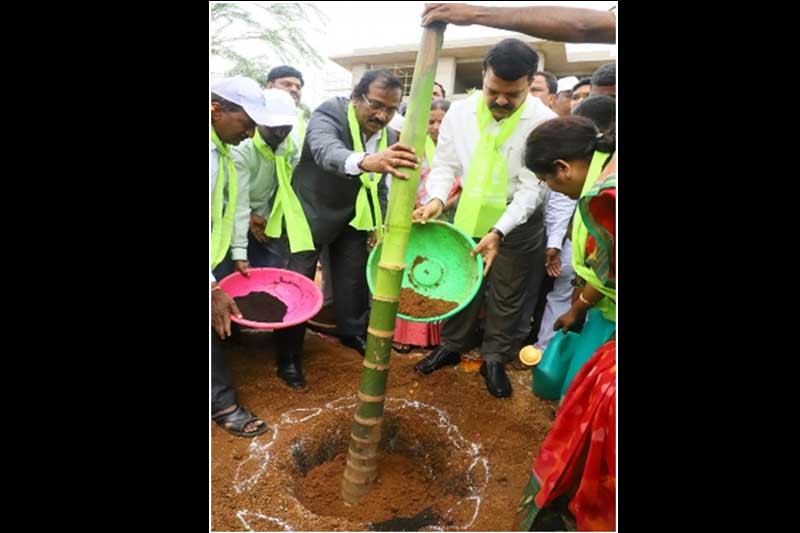 ICMR-NARFBR Haritha Haram program with Shri. M.V.Reddy, I.A.S, Collector & District Magistrate, Medchal-Malkajgiri District
